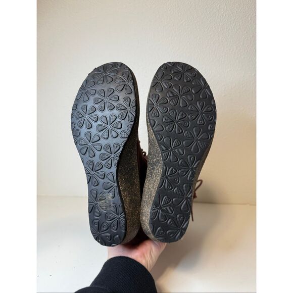 Aetrex Elsa Burgundy Tall Winter Boots Size 6 - Picture 6 of 9